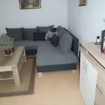 Nyaraló Ulbricht Beim Senftenberger *